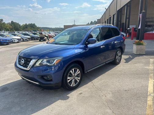 2019 Nissan Pathfinder SV
