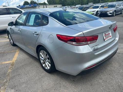 2017 Kia Optima LX