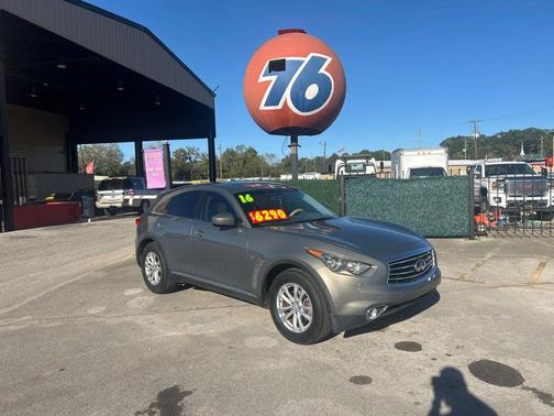 2016 INFINITI QX70 Base