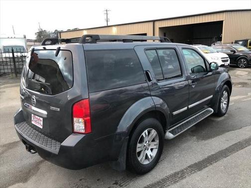2011 Nissan Pathfinder Silver