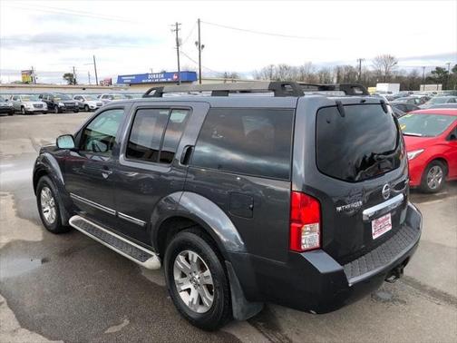 2011 Nissan Pathfinder Silver