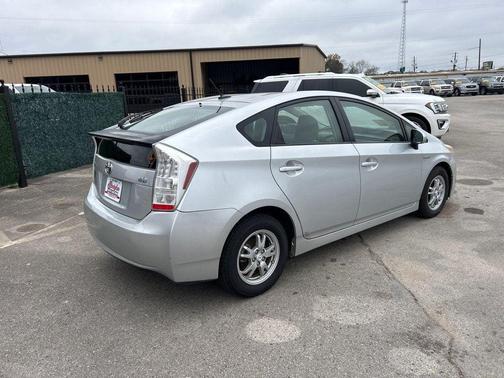 2010 Toyota Prius One
