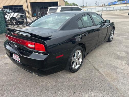 2012 Dodge Charger SE