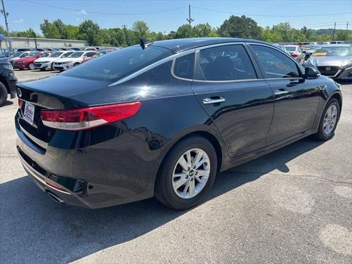 2017 Kia Optima LX