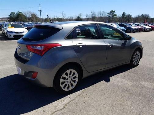 2017 Hyundai Elantra GT Base