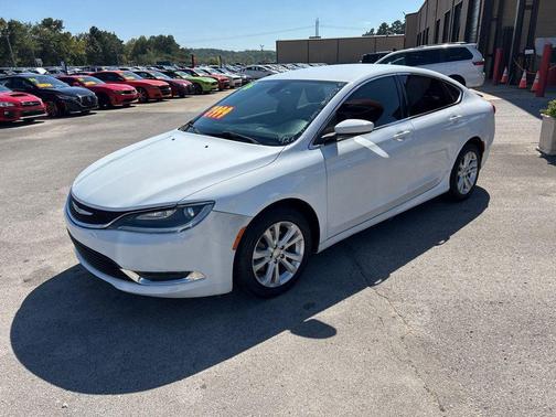 2016 Chrysler 200 Limited