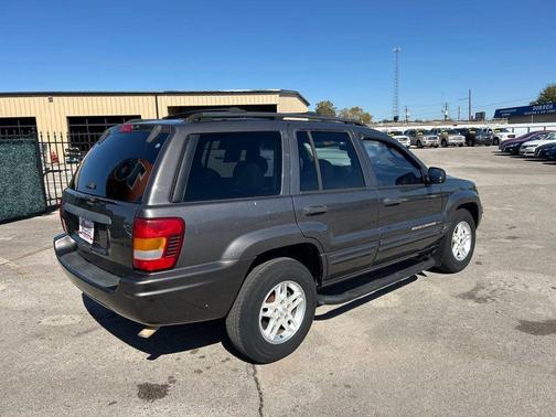 2004 Jeep Grand Cherokee Laredo
