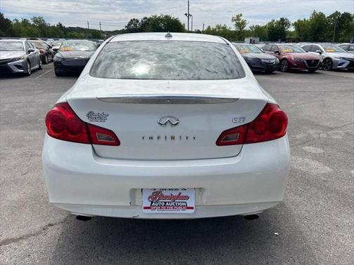 2010 INFINITI G37 Base