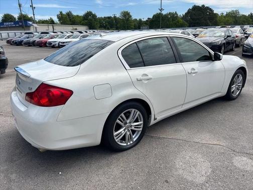 2010 INFINITI G37 Base