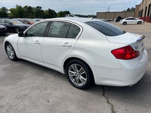 2010 INFINITI G37 Base