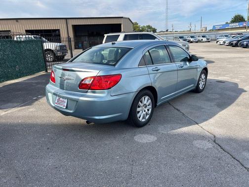 2009 Chrysler Sebring Base