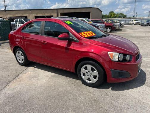 2014 Chevrolet Sonic LS