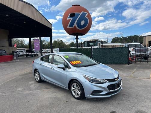 2017 Chevrolet Cruze LT