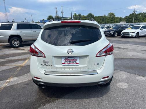 2011 Nissan Murano LE