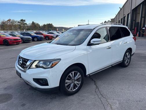 2019 Nissan Pathfinder FWD SL