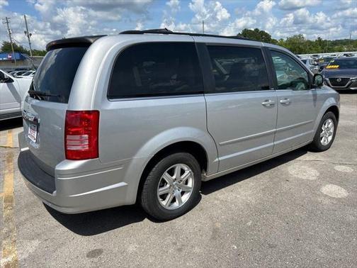 2008 Chrysler Town & Country Touring