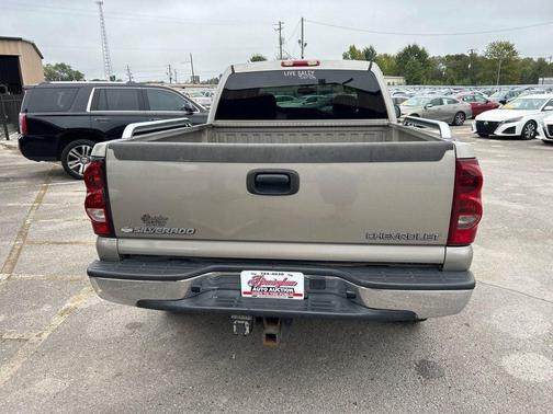 2003 Chevrolet Silverado 1500 LS