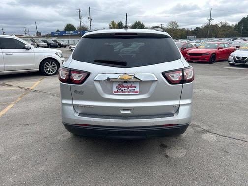 2017 Chevrolet Traverse 2LT