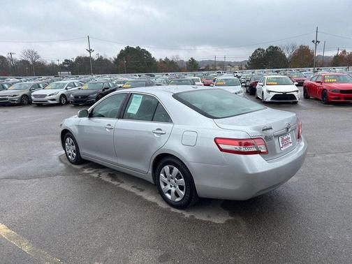 2010 Toyota Camry LE