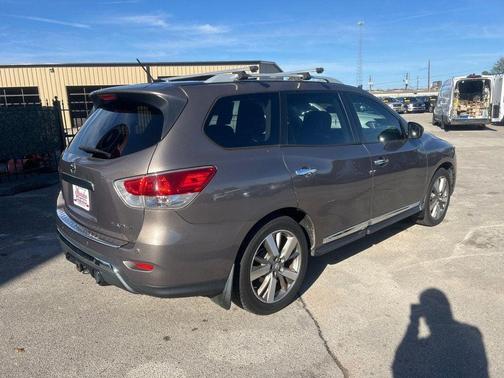 2014 Nissan Pathfinder Platinum