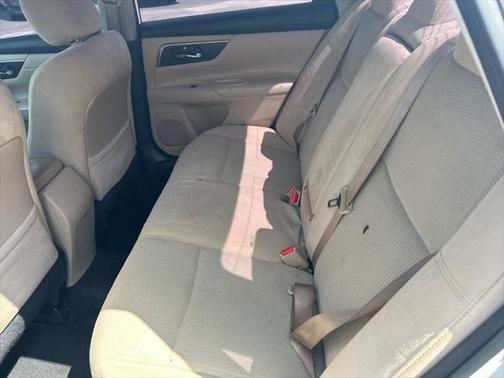 2015 Nissan Altima 2.5 SV