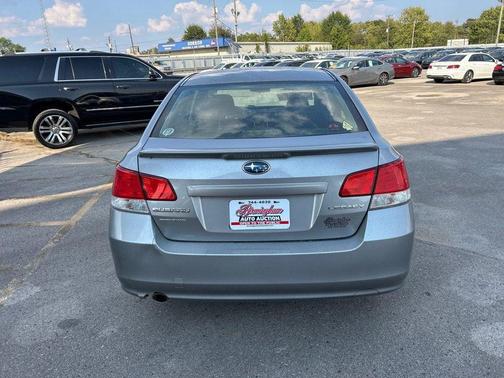 2011 Subaru Legacy Premium