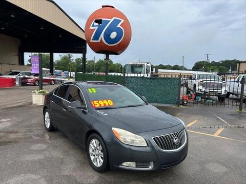 2013 Buick Regal Premium 1