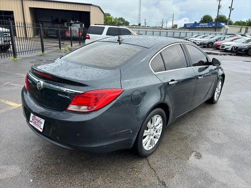 2013 Buick Regal Premium 1