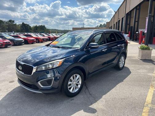2017 Kia Sorento LX