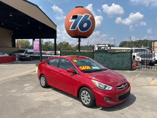 2016 Hyundai Accent SE