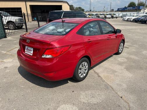 2016 Hyundai Accent SE