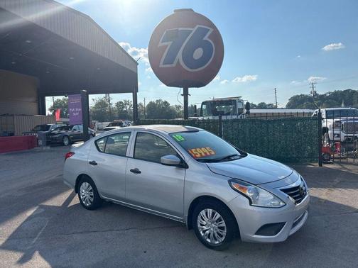 2018 Nissan Versa 1.6 S+