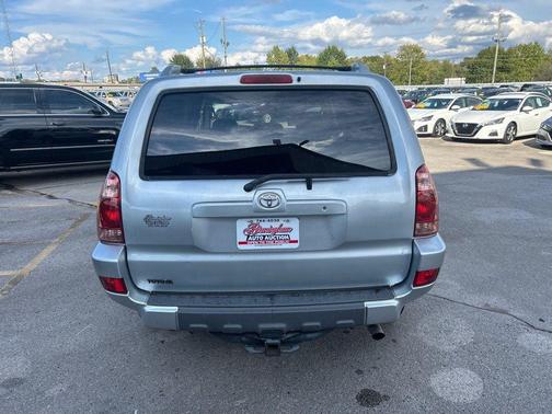 2004 Toyota 4Runner SR5 V8