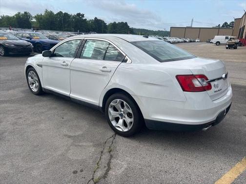 2011 Ford Taurus SEL