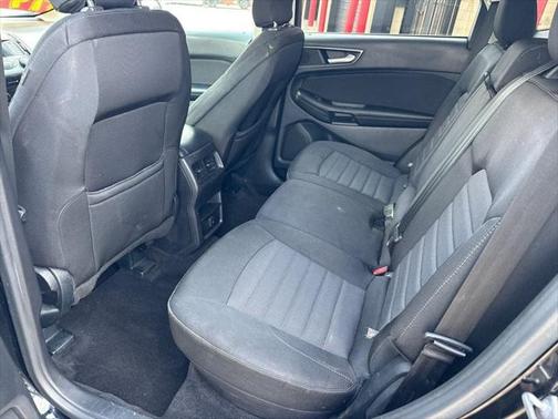 2016 Ford Edge SE