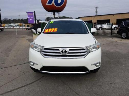 2011 Toyota Highlander SE