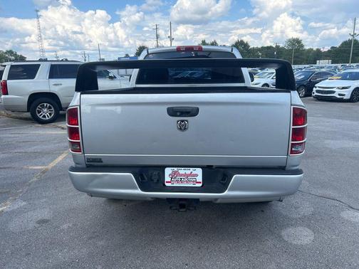 2005 Dodge Ram 1500 SLT