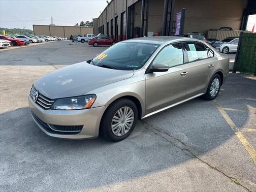 2015 Volkswagen Passat 1.8T Auto S