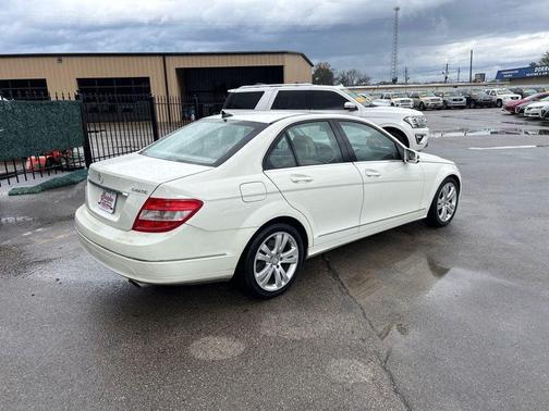 2011 Mercedes-Benz C-Class C 300 4MATIC Sport