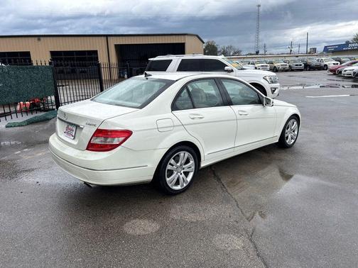 2011 Mercedes-Benz C-Class C 300 4MATIC Sport