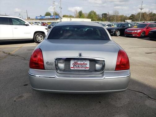 2007 Lincoln Town Car Signature