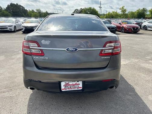 2013 Ford Taurus SE