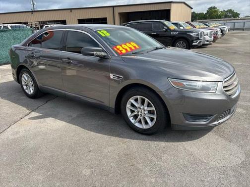 2013 Ford Taurus SE