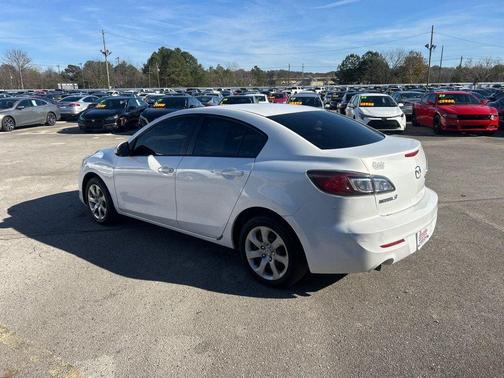 2013 Mazda Mazda3 i SV