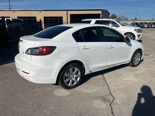 2013 Mazda Mazda3 i SV