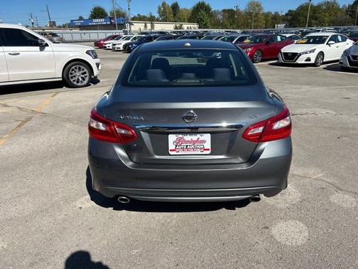 2016 Nissan Altima 2.5 SV