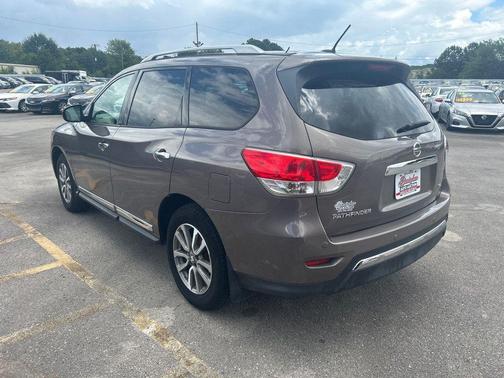 2013 Nissan Pathfinder SL