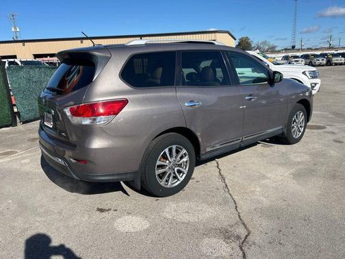 2013 Nissan Pathfinder SL