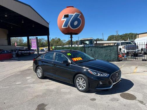 2019 Hyundai SONATA SE