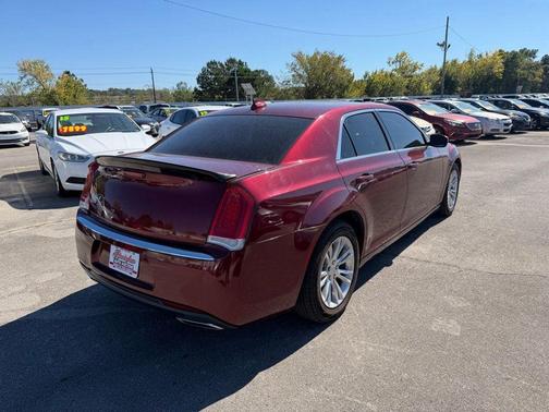 2017 Chrysler 300 Limited